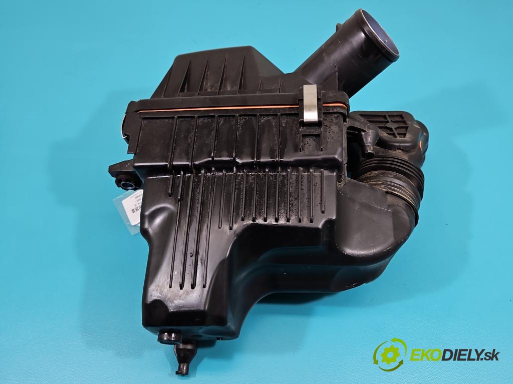 Dacia Sandero III 2020- 1.0 SCe: 91 KM manual 67 kW 999 cm3 5- obal filtra vzduchu 165558534R (Obal filtra vzduchu)