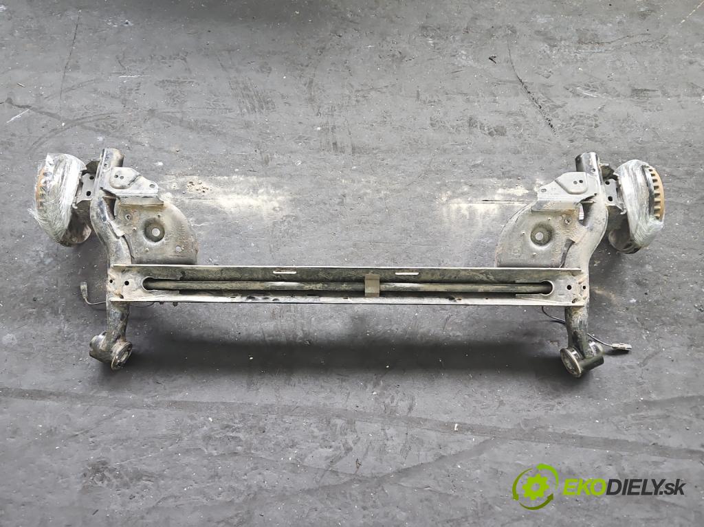 Dacia Sandero III 2020- 1.0 SCe 91KM manual 67 kW 999 cm3 5- zadní výztuha 555019610R (Výztuhy zadní)