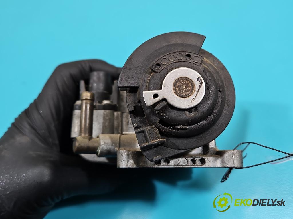 Skoda Octavia I 1996-2010 1.6 8V 75 HP manual 55 kW 1598 cm3 5- klapka 030133064F (Škrtiaca klapka)