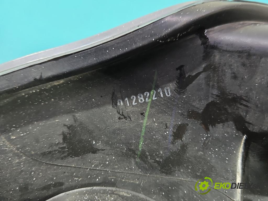 Ford Mondeo Mk4 2007-2014 1.8 tdci 125 HP manual 92 kW 1753 cm3 5- Reflektor: pravý  (Pravé)