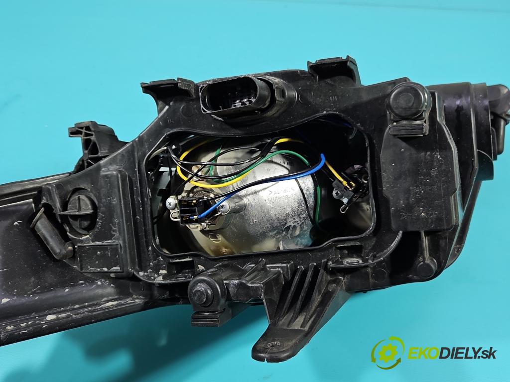 Ford Mondeo Mk4 2007-2014 1.8 tdci 125 HP manual 92 kW 1753 cm3 5- Reflektor: pravý  (Pravé)