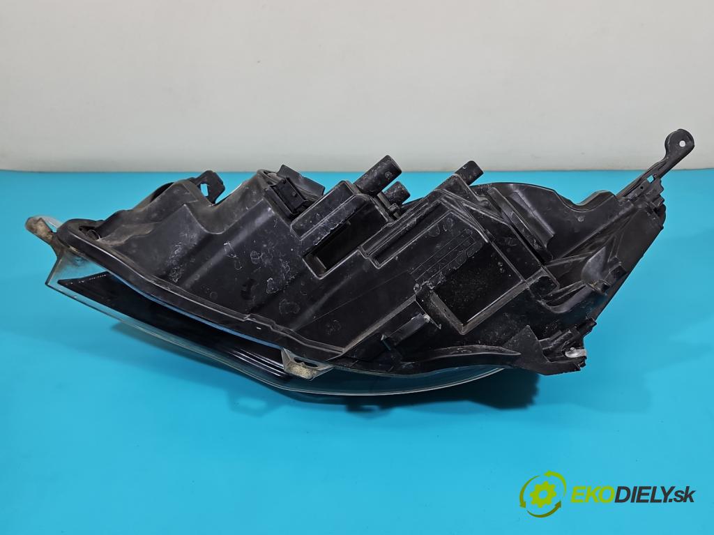 Opel Astra IV 2009-2015 1.6 16V 116 HP manual 85 kW 1598 cm3 5- Reflektor: pravý 13365291 (Svetlo predné pravé)