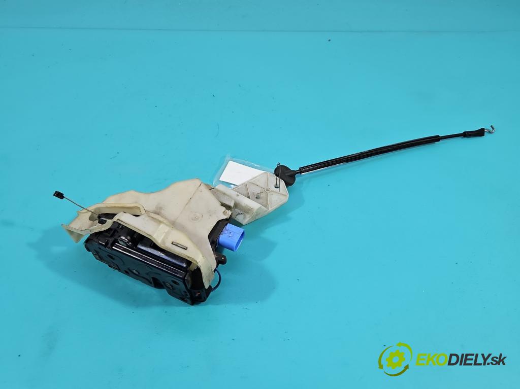 Vw Golf VI 2008-2013 1.6 tdi 105 hp manual 77 kW 1598 cm3 5- zámek zadní pravý 