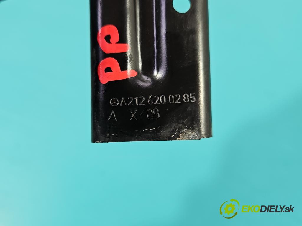 Mercedes E W212 2009-2016 3.0 CDI V6 231 hp automatic 170 kW 3000 cm3 5- stěna přední A2126200285 (Výztuhy přední)