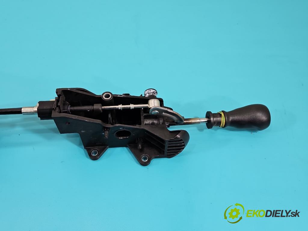 Opel Combo D 2011-2018 1.3 cdti 90 HP manual 66 kW 1251 cm3 5- Páka: Změny: stupeň,rýchlosť  (Rýchlostná páka (kulisa))