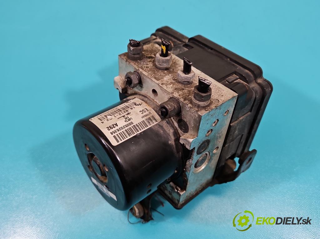 Opel Combo D 2011-2018 1.3 cdti 90 HP manual 66 kW 1251 cm3 5- čerpadlo abs 00052026358 (Pumpa ABS)