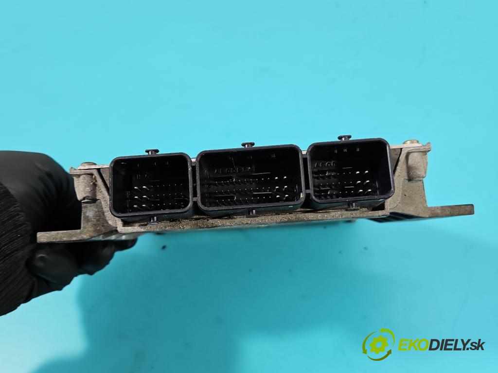 Peugeot 406 2.0 16V 135 HP manual 99 kW 1997 cm3 4- riadiaca jednotka motora 9637826180
