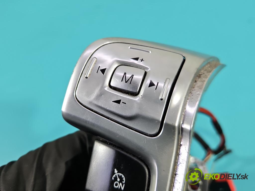 Ford Mondeo Mk4 2007-2014 1.8 tdci 125 HP manual 92 kW 1753 cm3 5- prepínač multifunkční: řízení: 6M2T-14K147-CH (Prepínacie páčky pod volantom)