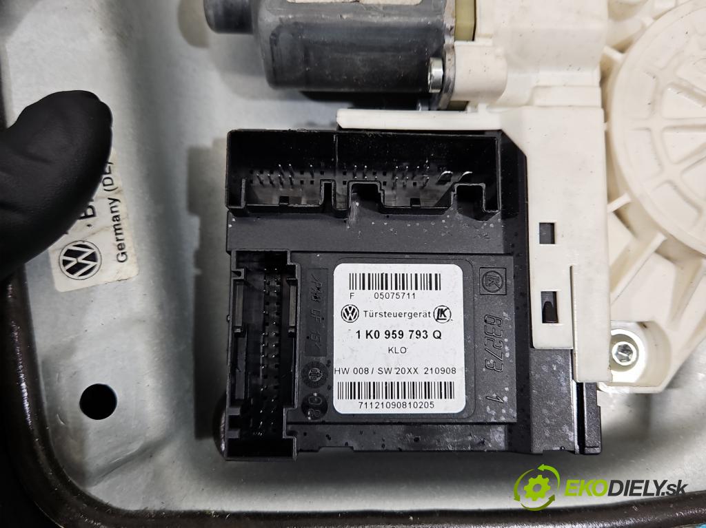 Vw Golf plus 1.6 SR 102 HP manual 75 kW 1595 cm3 5- mechanizmus okna predné ľavý 5M1837401K