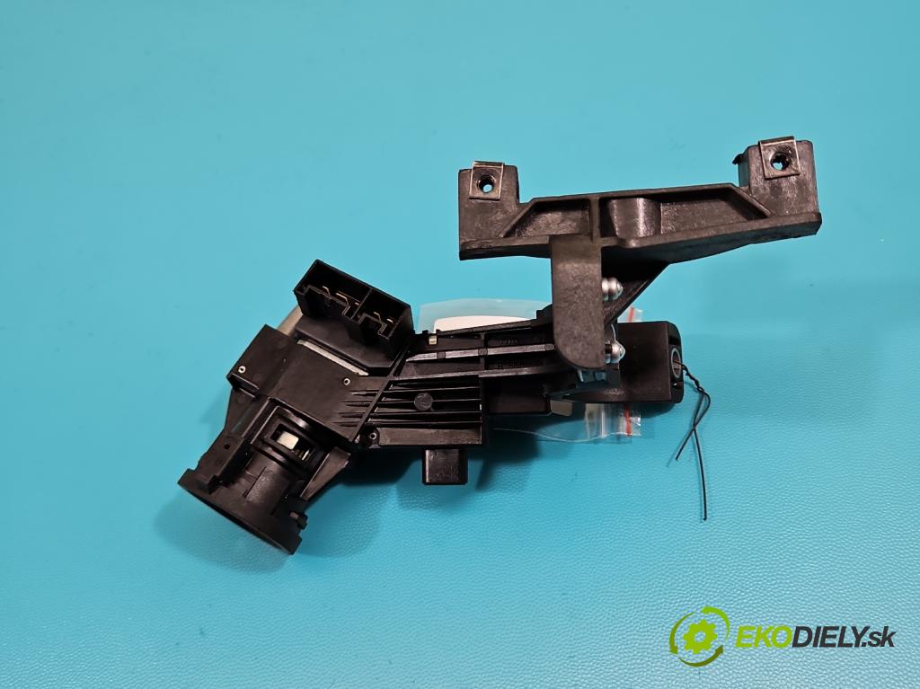 Opel Combo D 2011-2018 1.3 cdti 90 HP manual 66 kW 1251 cm3 5- Spínačka 00519285260 (Spínacia skrinka)