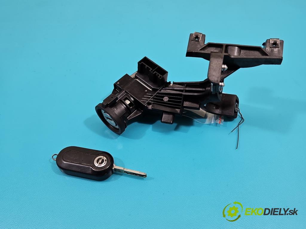 Opel Combo D 2011-2018 1.3 cdti 90 HP manual 66 kW 1251 cm3 5- Spínačka 00519285260 (Spínacia skrinka)