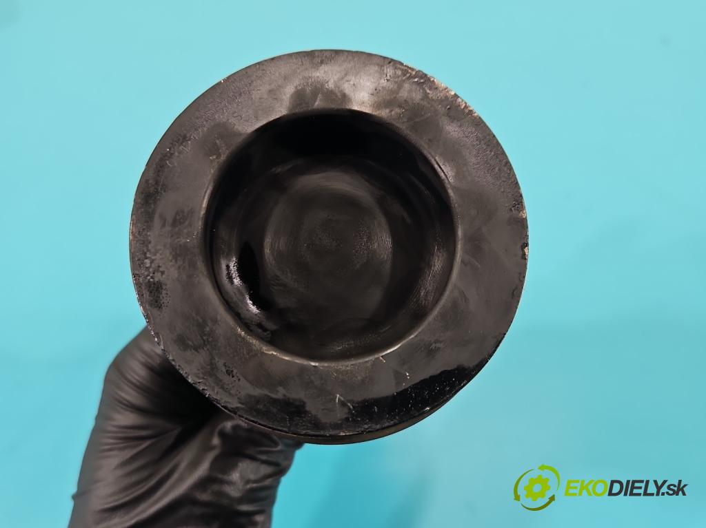 Vw Passat B7 2010-2014 2.0 tdi 140 HP manual 103 kW 1968 cm3 5- piest  (Piest)