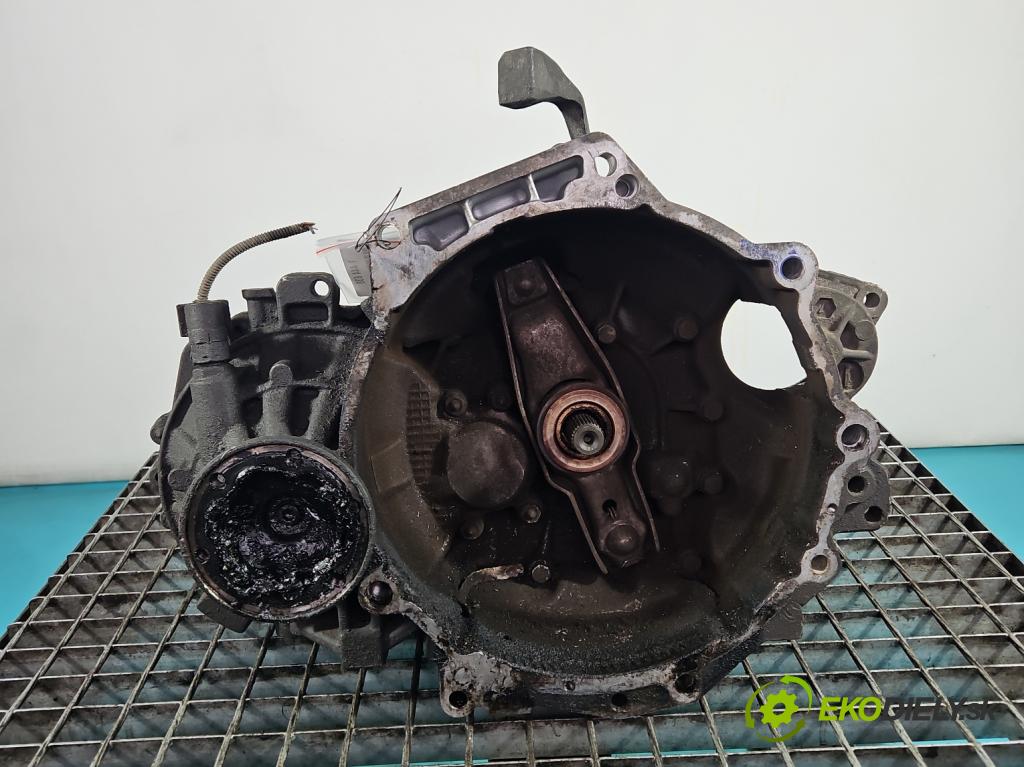 Vw Golf IV 1997-2003 1.9 tdi 90 HP manual 66 kW 1896 cm3 5- prevodovka stupeň,rýchlosť manual EGR