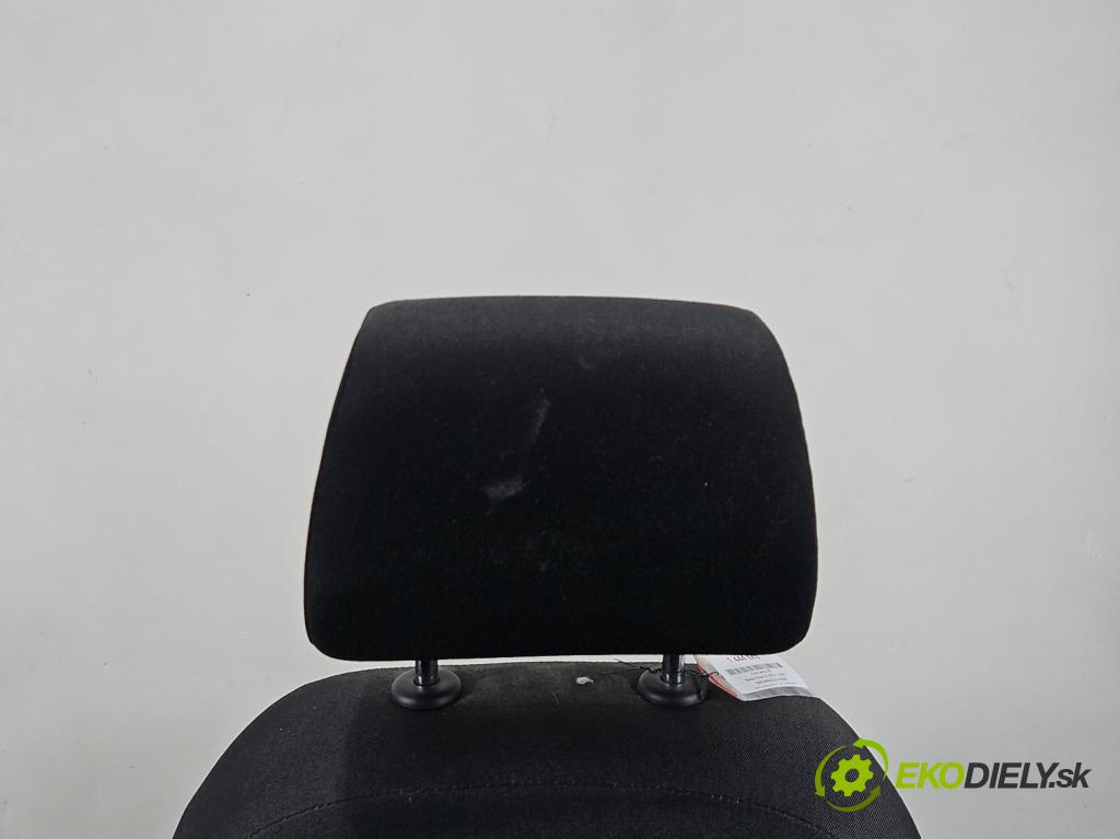 Skoda Fabia III 2014- 2021 1.0 MPI 60 HP manual 44 kW 999 cm3 5- Sedačka ľavý  (Sedačka, sedadlo)