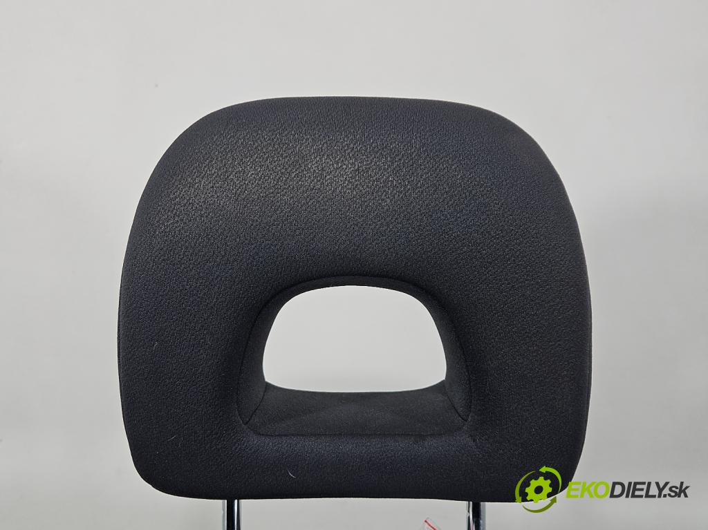 Toyota Rav4 II 2000-2005 2.0 D4D 116 HP manual 85 kW 1995 cm3 5- Sedačka ľavý  (Sedačka, sedadlo)