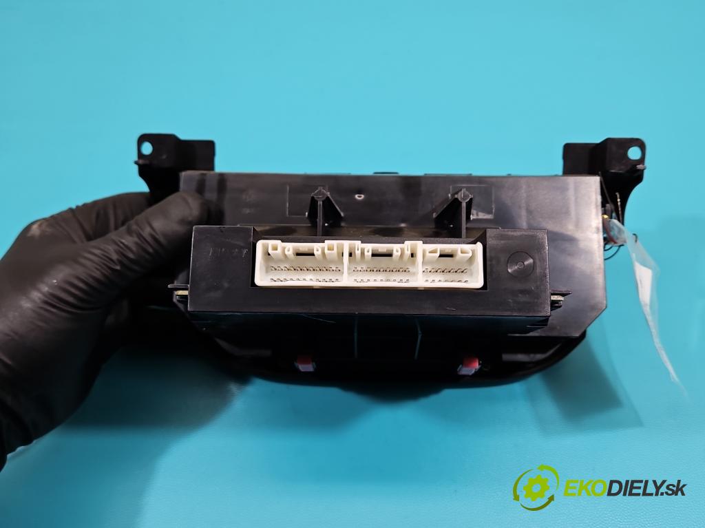 Toyota Rav4 II 2000-2005 2.0 D4D 116 HP manual 85 kW 1995 cm3 5- panel kúrenia 88650-42170