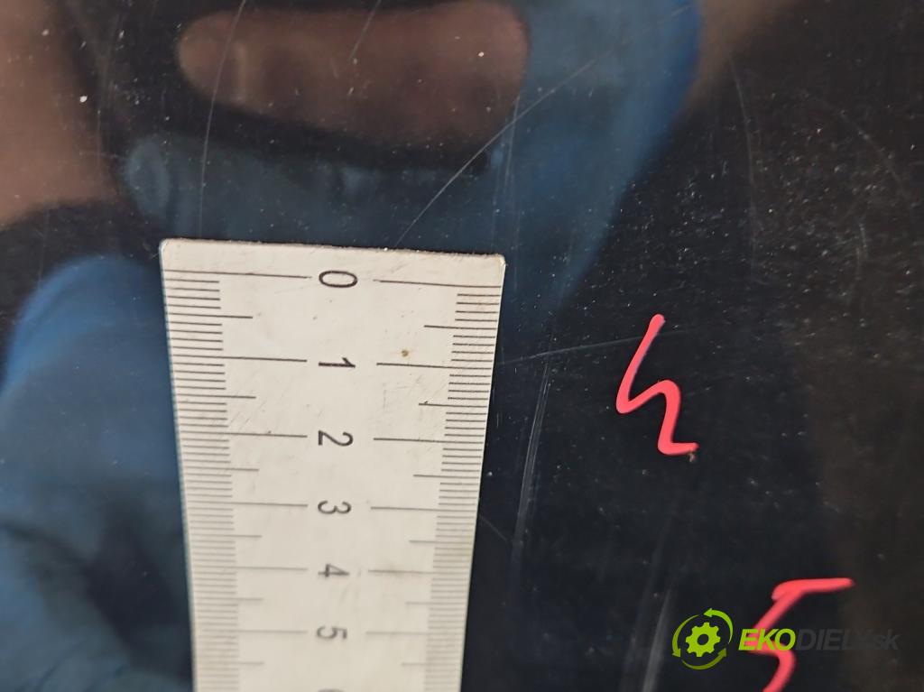 Bmw 5 E60 2003-2010 2.5d 177 hp automatic 130 kW 2497 cm3 4- zadní kufrové dveře  (Zadní kapoty)