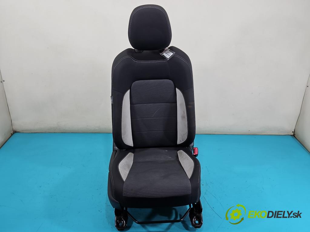 Toyota Avensis III T27 2009-2018 2.0 D4D 143 HP manual 105 kW 1995 cm3 5- Sedačka pravý  (Sedačka, sedadlo)