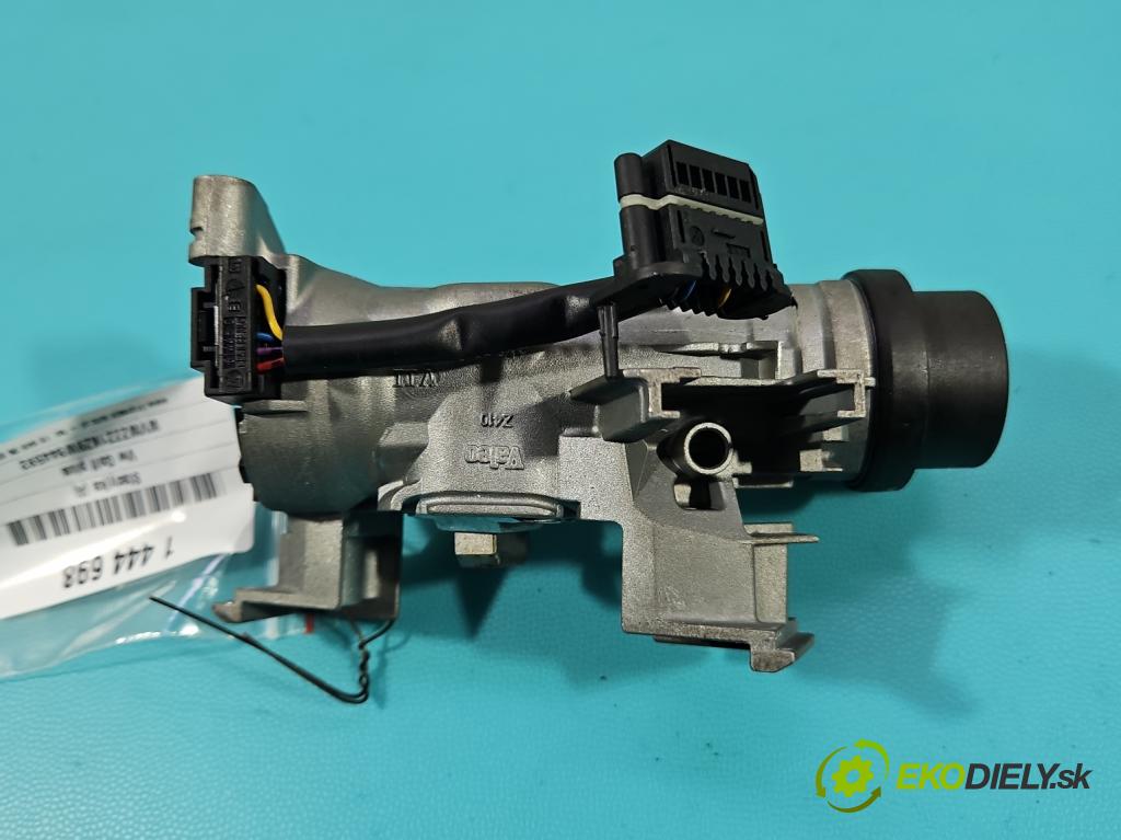 Vw Golf plus 1.6 SR 102 HP manual 75 kW 1595 cm3 5- Spínačka 1K0905851B (Spínacia skrinka)