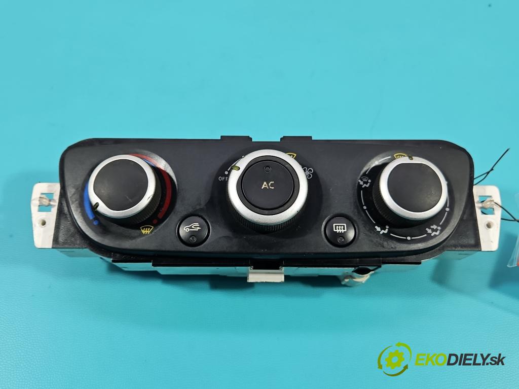 Renault Megane III 2008-2016 1.5 dci 106 hp manual 78 kW 1461 cm3 5- palubní deska panel topení 