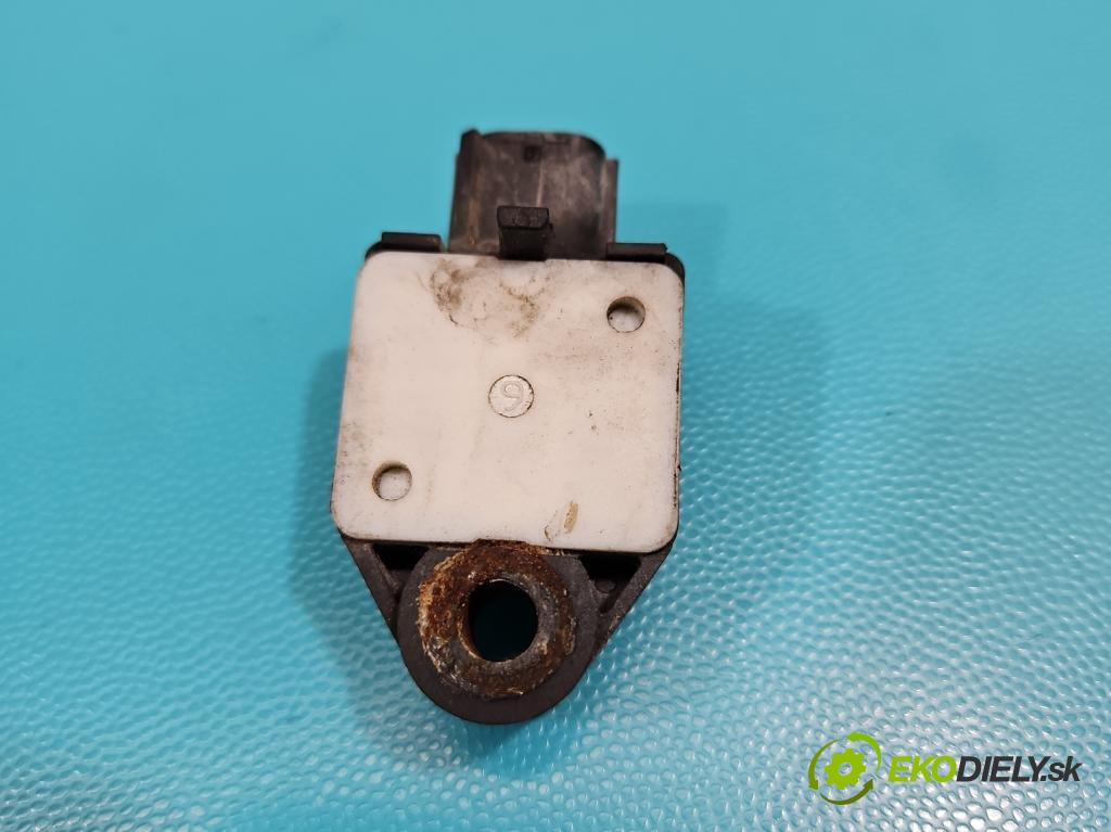 Toyota Avensis III T27 2009-2018 2.0 D4D 143 HP manual 105 kW 1995 cm3 5- snímač šokovat: 89173-02080 (Snímač nárazu)