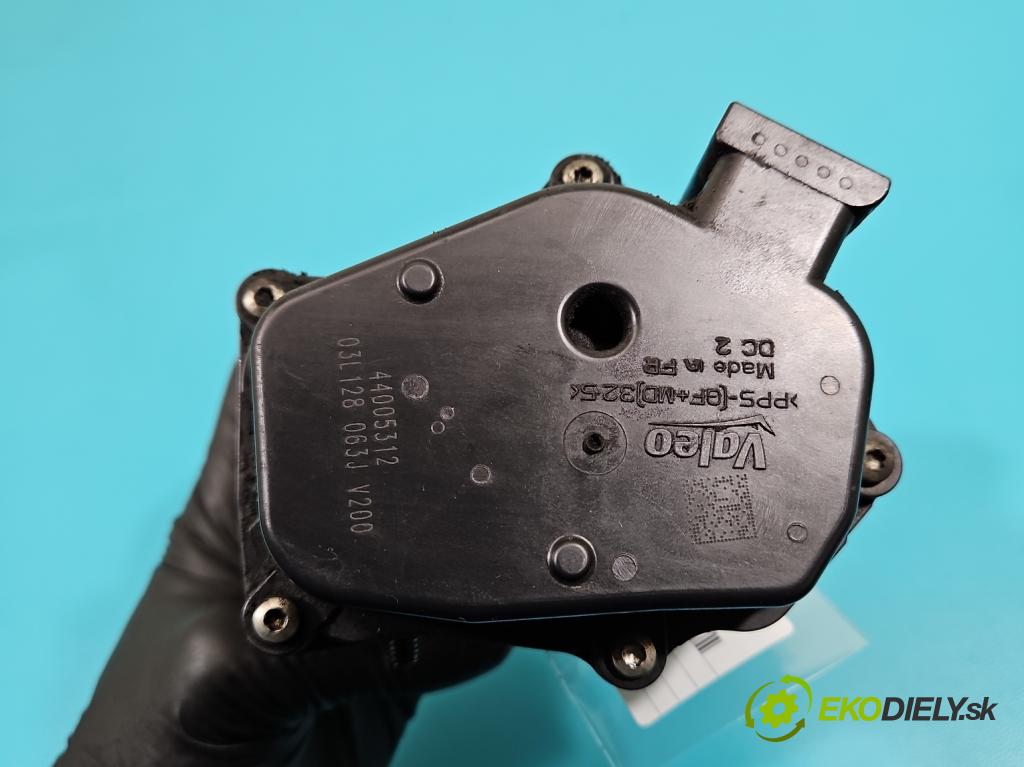 Vw Golf VI 2008-2013 1.6 tdi 105 HP manual 77 kW 1598 cm3 5- klapka 03L128063J (Škrtiaca klapka)