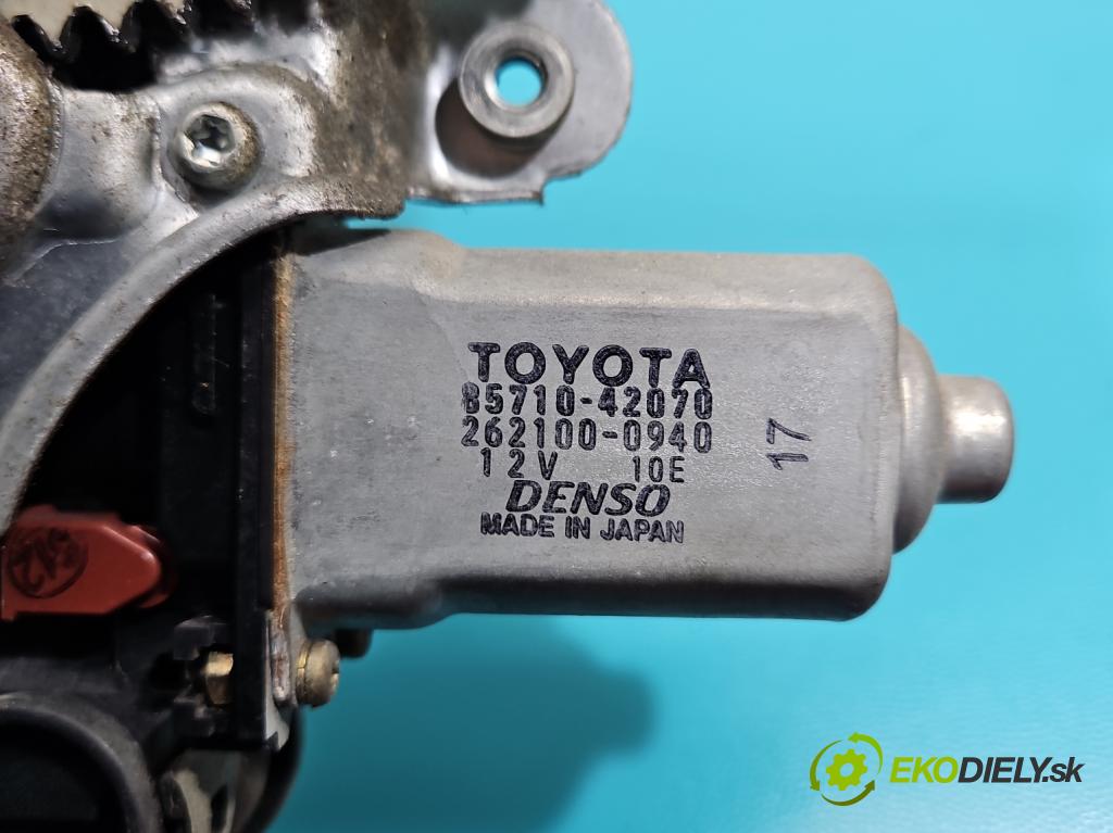 Toyota Rav4 II 2000-2005 2.0 D4D 116 hp manual 85 kW 1995 cm3 5- mechanismus stahování přední pravý 85710-42070