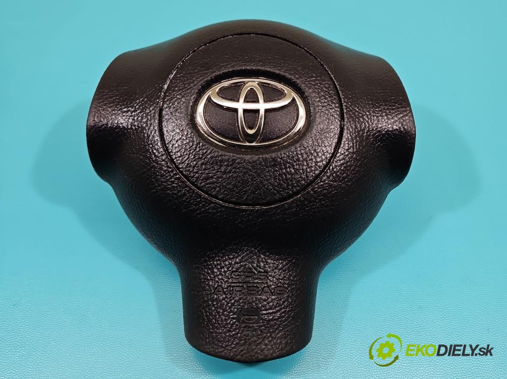 Toyota Rav4 II 2000-2005 2.0 D4D 116 HP manual 85 kW 1995 cm3 5- airbag vzduch: Řidiči:  (Airbag)