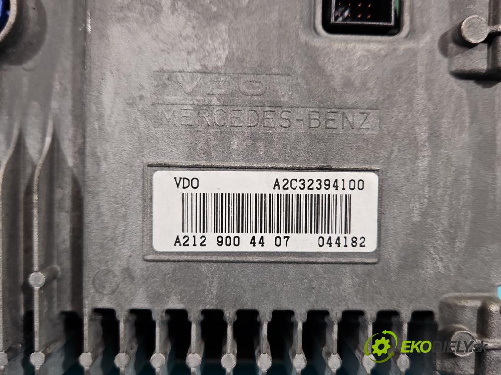 Mercedes E C207/ A207 3.0 cdi 265KM automatic 195 kW 2987 cm3 2- Zobrazit: A2129004407 (Prístrojová doska, displej)