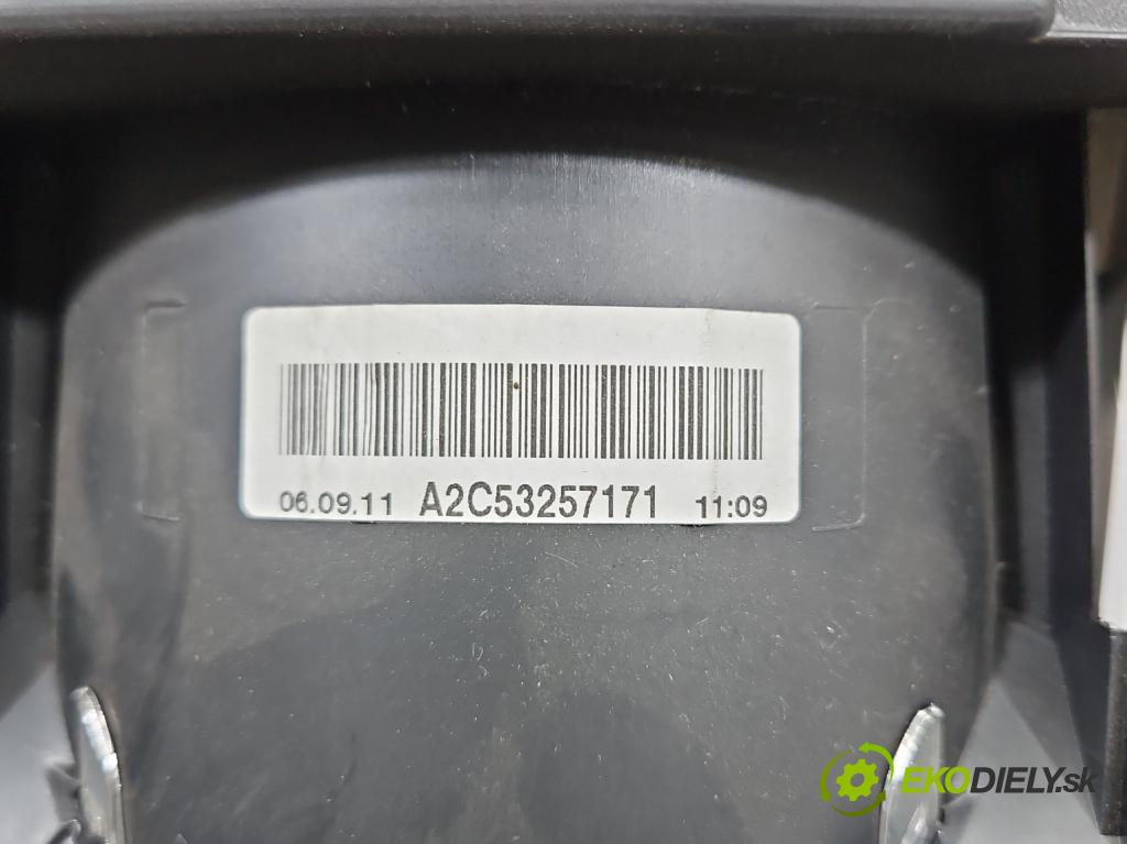 Mercedes E C207/ A207 3.0 cdi 265KM automatic 195 kW 2987 cm3 2- prístrojovka/ budíky A2129004113 (Prístrojová doska, displej)