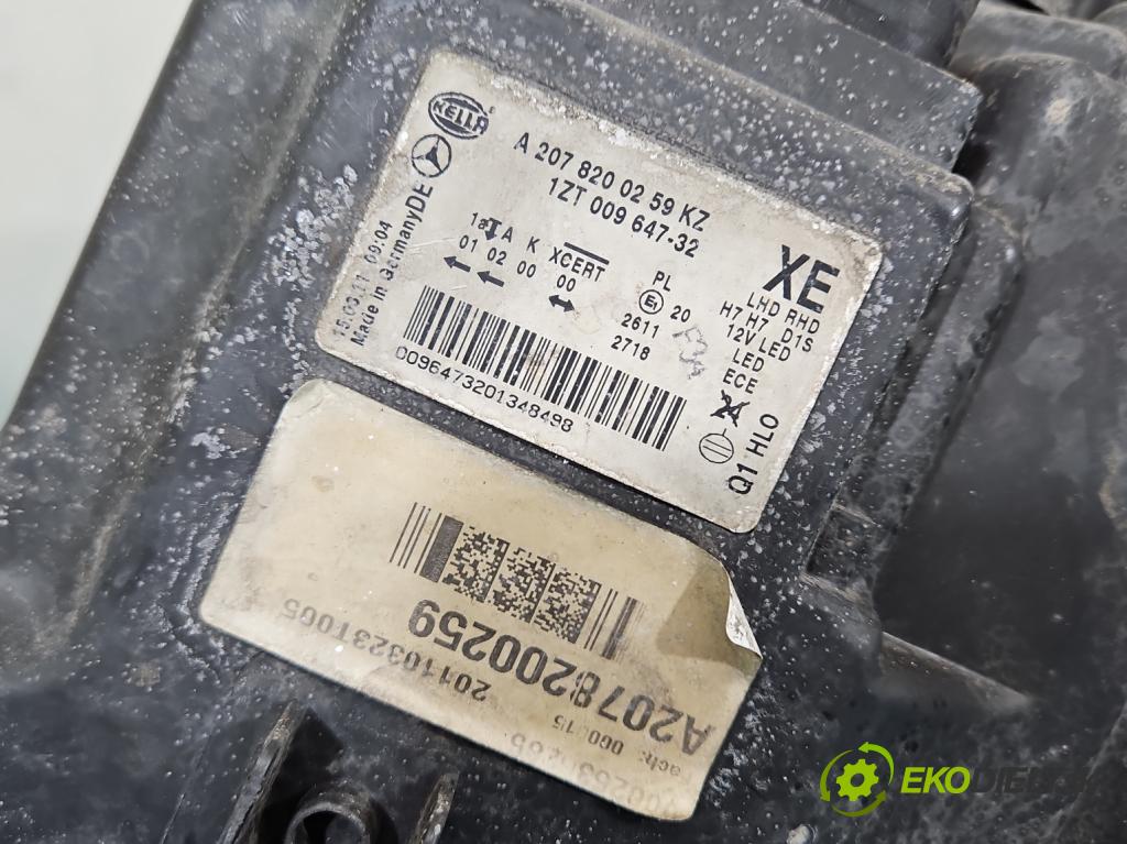 Mercedes E C207/ A207 3.0 cdi 265KM automatic 195 kW 2987 cm3 2- Reflektor: pravý A2078200259 (Svetlo predné pravé)