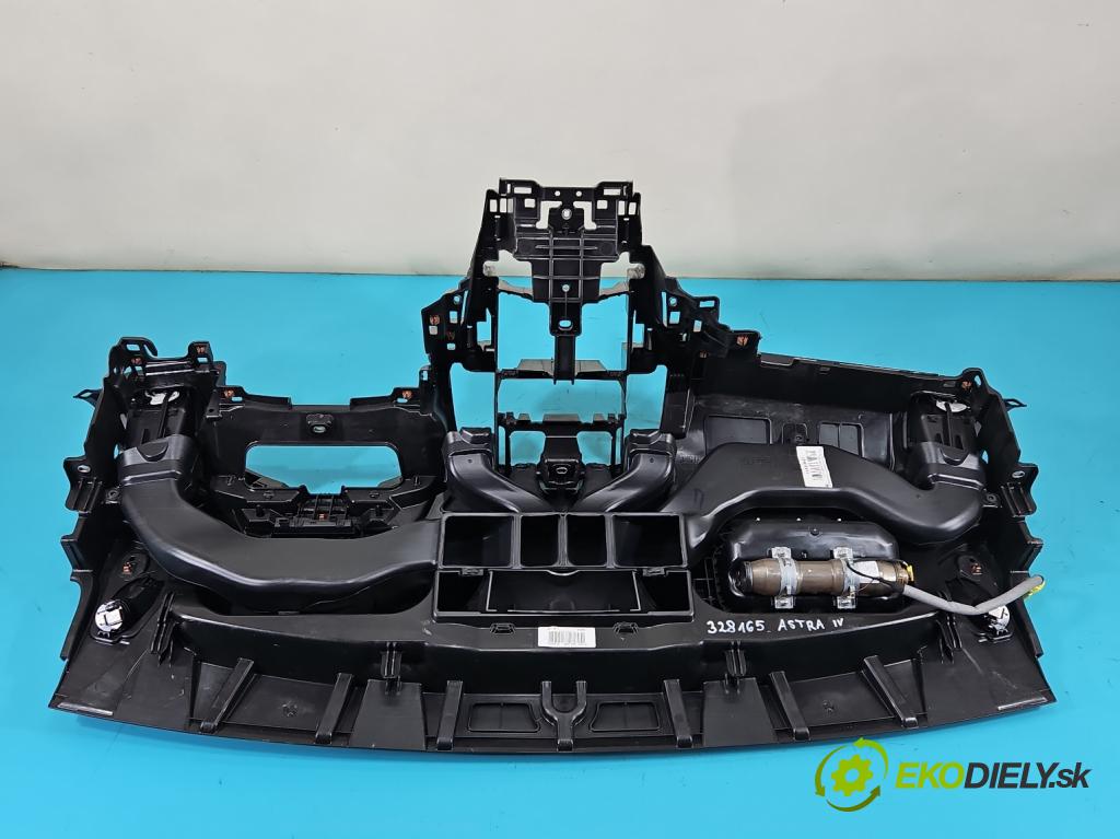 Opel Astra IV 2009-2015 1.6 16V 116 HP manual 85 kW 1598 cm3 5- kokpit,pristrojová doska rozdeľovacia