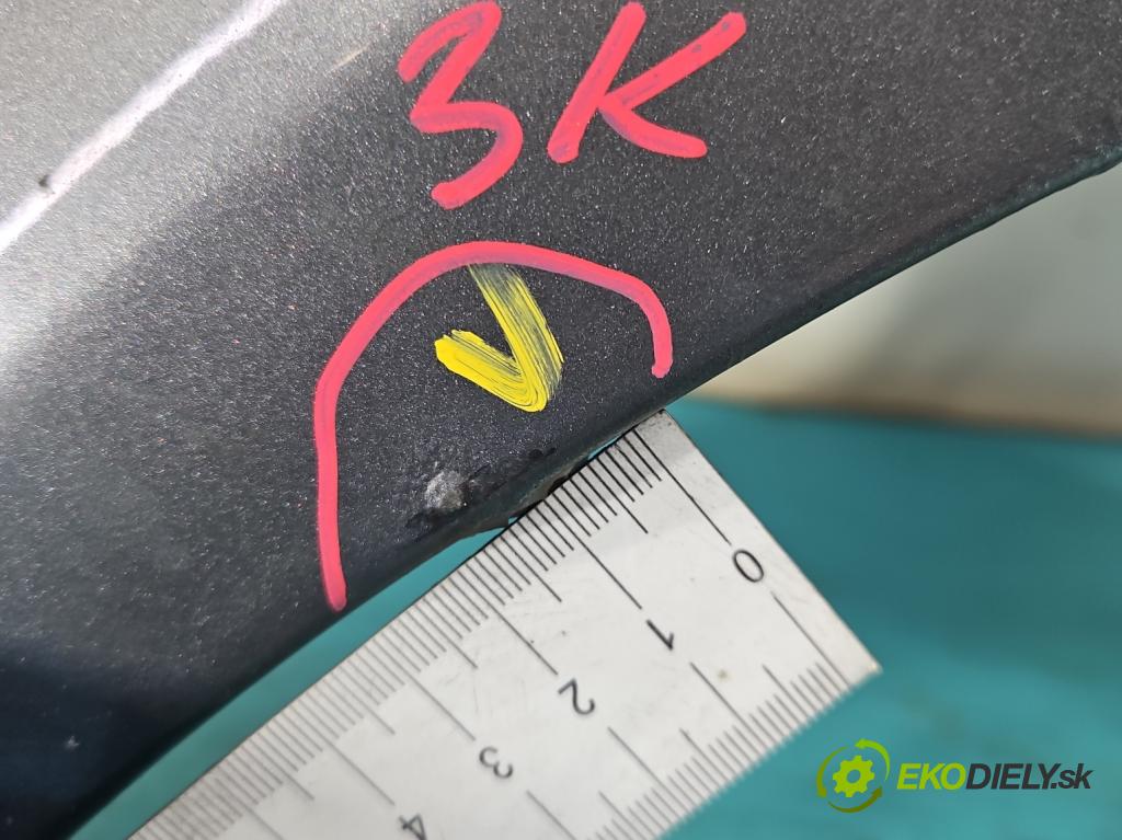 Vw Golf plus 1.6 SR 102 hp manual 75 kW 1595 cm3 5- blatnik přední levý  (Predné ľavé)