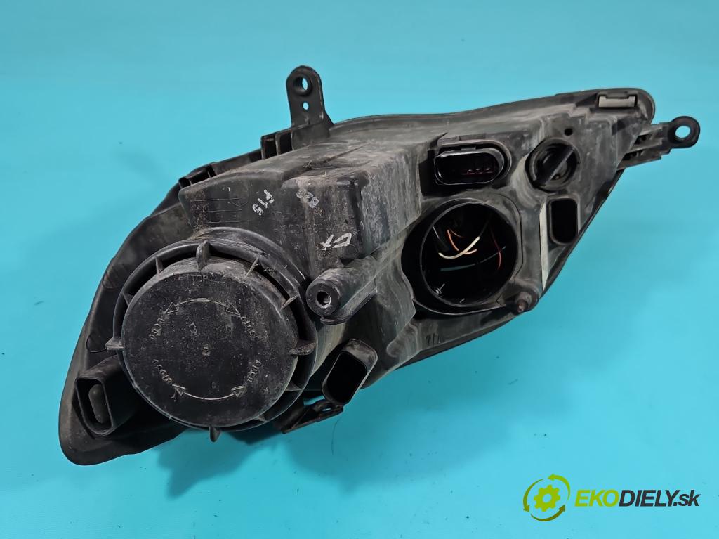 Vw Golf plus 1.6 SR 102 HP manual 75 kW 1595 cm3 5- Reflektor: pravý 5M1941006B (Svetlo predné pravé)