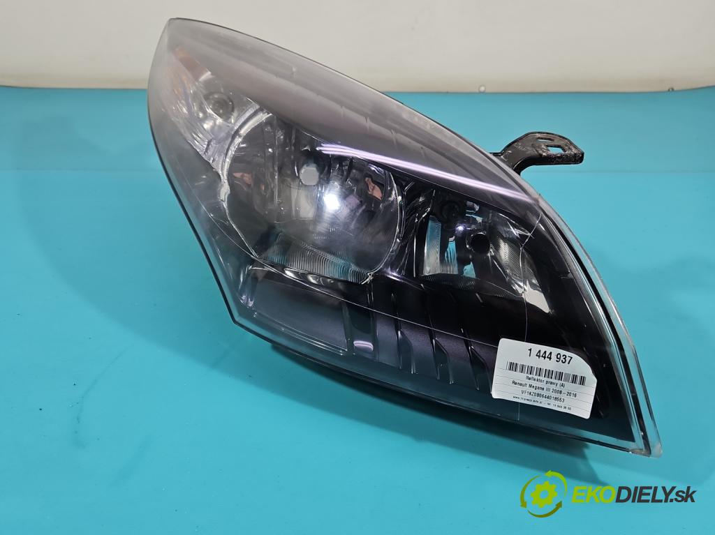 Renault Megane III 2008-2016 1.5 dci 106 HP manual 78 kW 1461 cm3 5- Reflektor: pravý  (Svetlo predné pravé)
