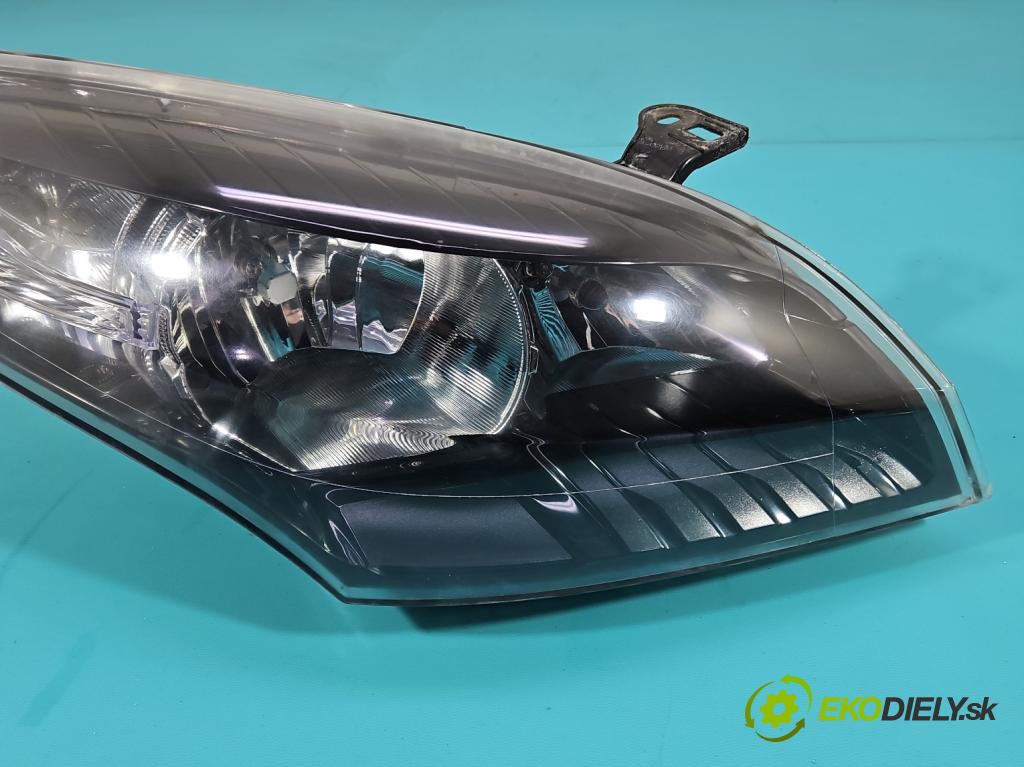 Renault Megane III 2008-2016 1.5 dci 106 HP manual 78 kW 1461 cm3 5- Reflektor: pravý  (Svetlo predné pravé)