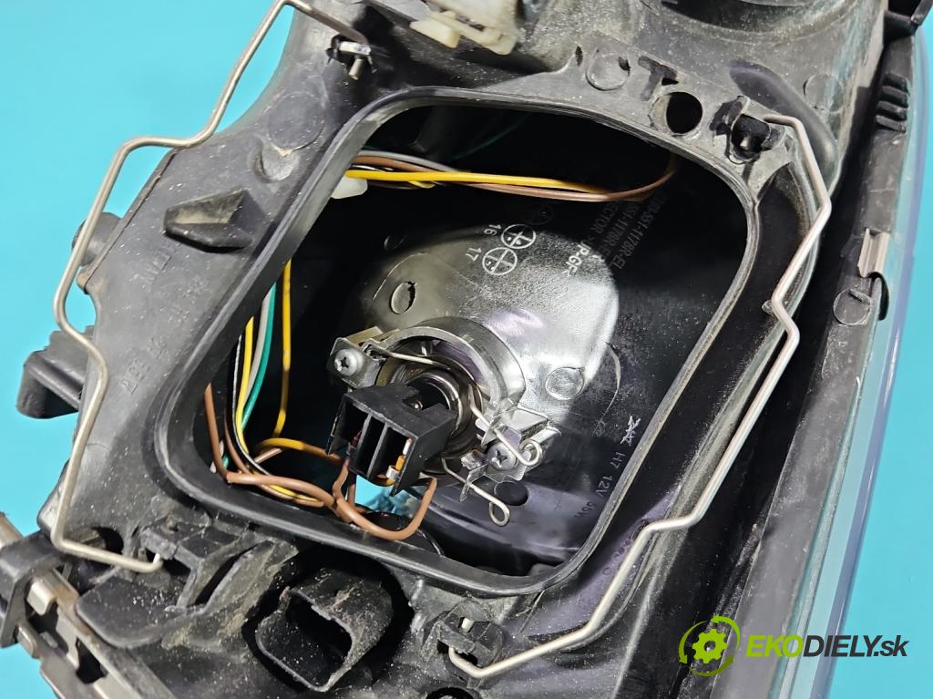 Renault Megane III 2008-2016 1.5 dci 106 HP manual 78 kW 1461 cm3 5- Reflektor: pravý  (Svetlo predné pravé)