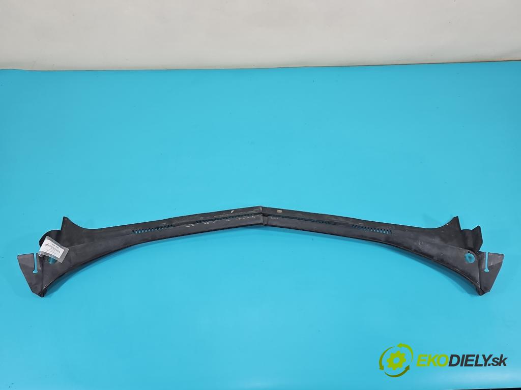 Vw Golf plus 1.6 SR 102 HP manual 75 kW 1595 cm3 5- torpédo 5M0819403B (Torpédo (plast pod čelným sklom))