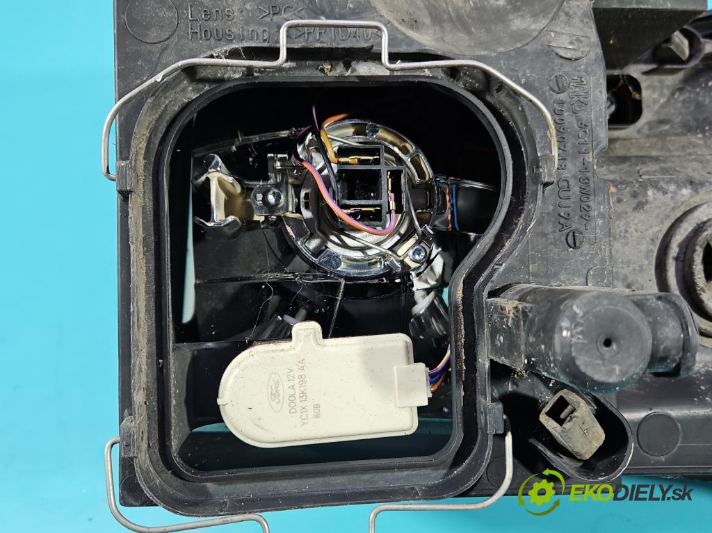 Ford Transit 2006-2013 2.2 tdci 110 HP manual 81 kW 2198 cm3 5- Reflektor: pravý  (Svetlo predné pravé)