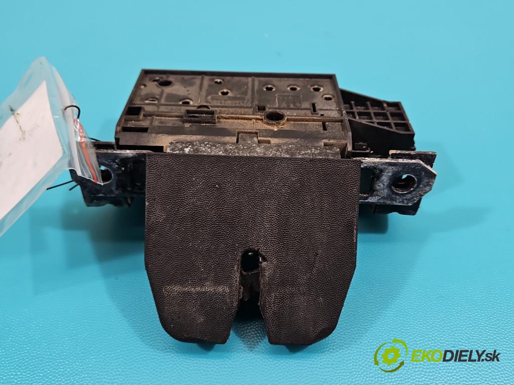 Opel Vectra C 2002-2008 1.9 cdti 150 hp manual 110 kW 1910 cm3 5- zámek kufrových dveří zadní