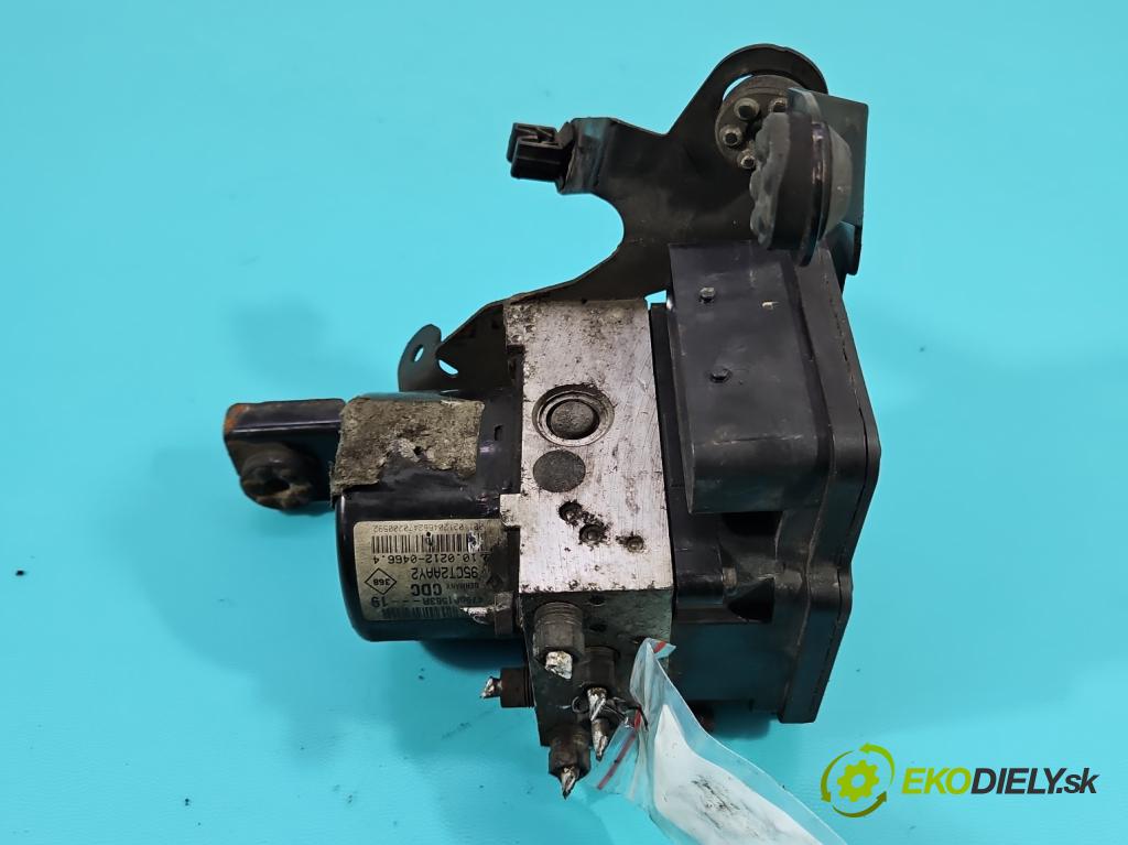 Renault Megane III 2008-2016 1.5 dci 106 HP manual 78 kW 1461 cm3 5- čerpadlo abs 476601563R (Pumpa ABS)