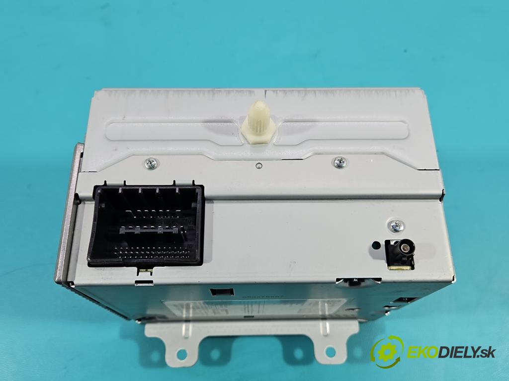 Opel Astra IV 2009-2015 1.6 16V 116 HP manual 85 kW 1598 cm3 5- Radio originál 22976603