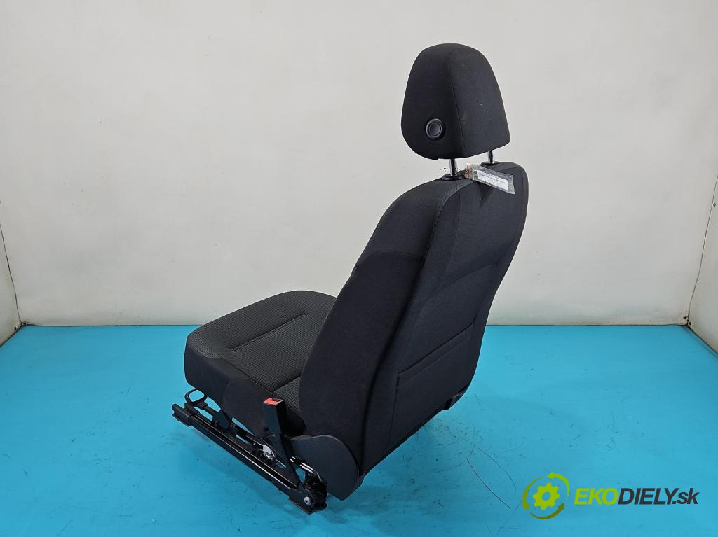 Vw Golf VII 2012-2020 1.6 tdi 110 HP manual 81 kW 1598 cm3 5- Sedačka pravý  (Sedačka, sedadlo)