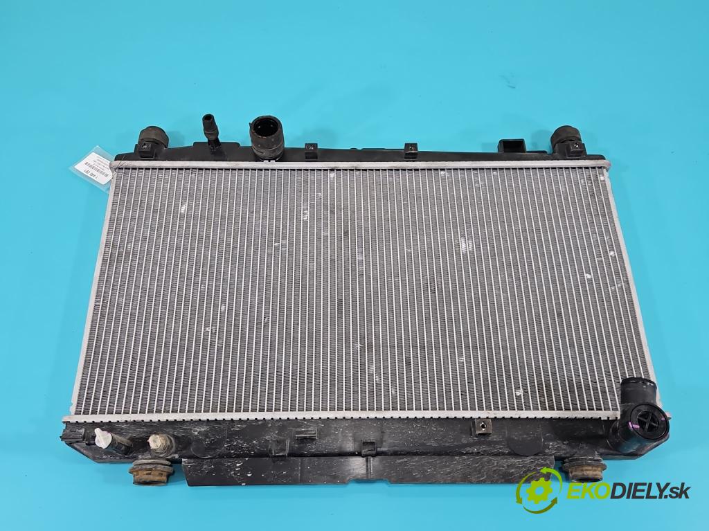 Toyota Rav4 II 2000-2005 2.0 D4D 116 hp manual 85 kW 1995 cm3 5- Chladič vody  (Chladiče vody)