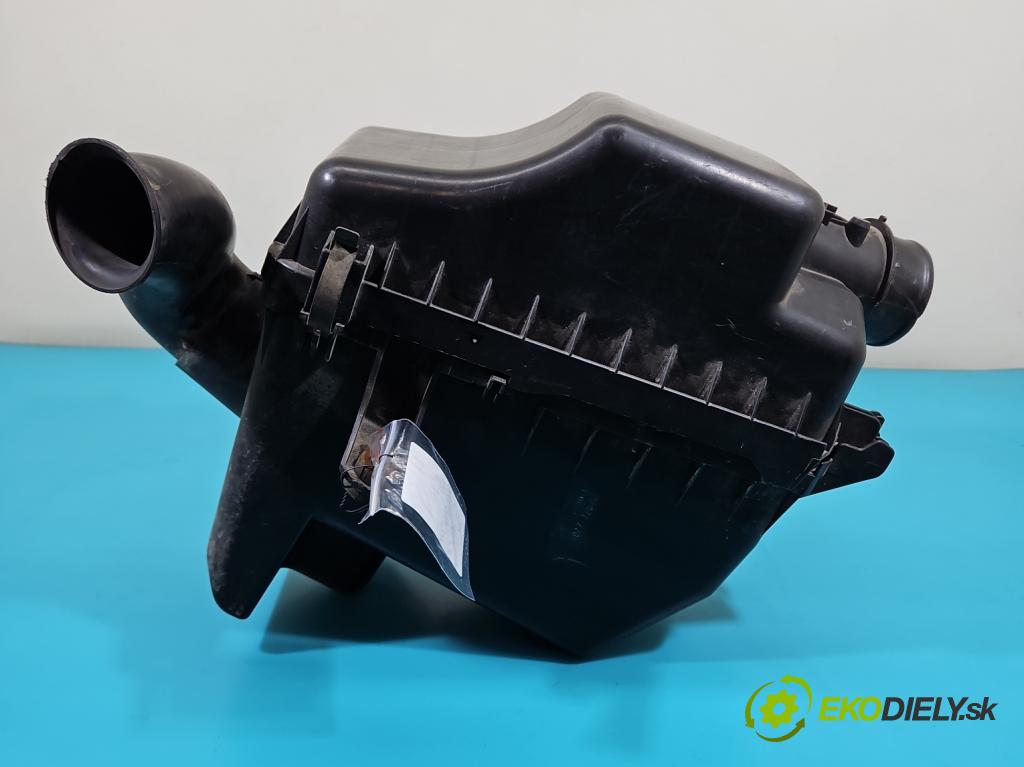 Toyota Rav4 II 2000-2005 2.0 D4D 116 HP manual 85 kW 1995 cm3 5- obal filtra vzduchu  (Obal filtra vzduchu)