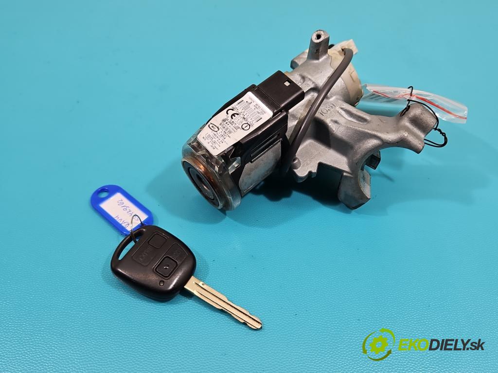 Toyota Rav4 II 2000-2005 2.0 D4D 116 HP manual 85 kW 1995 cm3 5- Spínačka 89783-52040 (Spínacia skrinka)