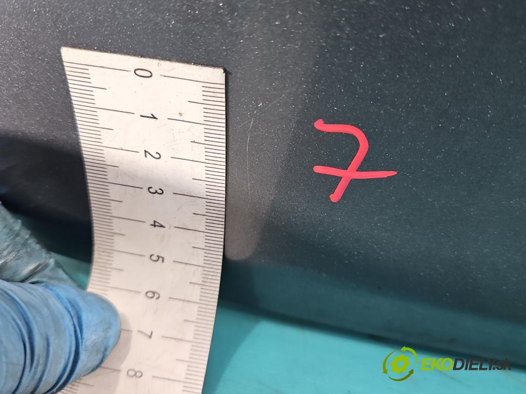 Vw Golf plus 1.6 SR 102 hp manual 75 kW 1595 cm3 5- zadní kufrové dveře  (Zadní kapoty)