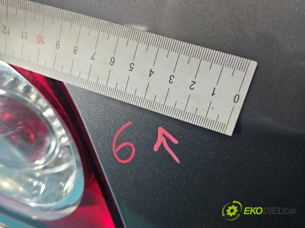 Vw Golf plus 1.6 SR 102 hp manual 75 kW 1595 cm3 5- zadní kufrové dveře  (Zadní kapoty)