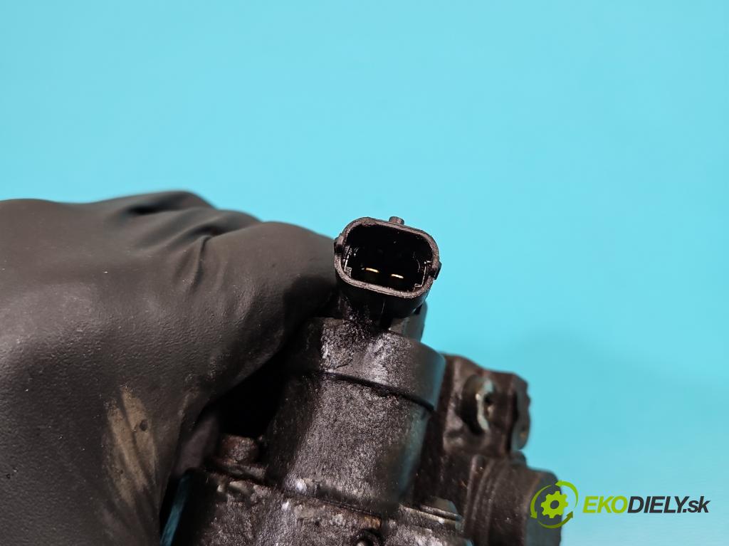 Opel Combo D 2011-2018 1.3 cdti 90 HP manual 66 kW 1251 cm3 5- čerpadlo vstrekovacia 0445010266 (Vstrekovacie čerpadlo)