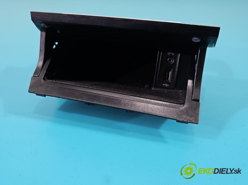 Vw Golf VII 2012-2020 1.6 tdi 110 HP manual 81 kW 1598 cm3 5- Mřížka: kúrenia stredová 5G1819743 (Mriežka kúrenia (fukár))